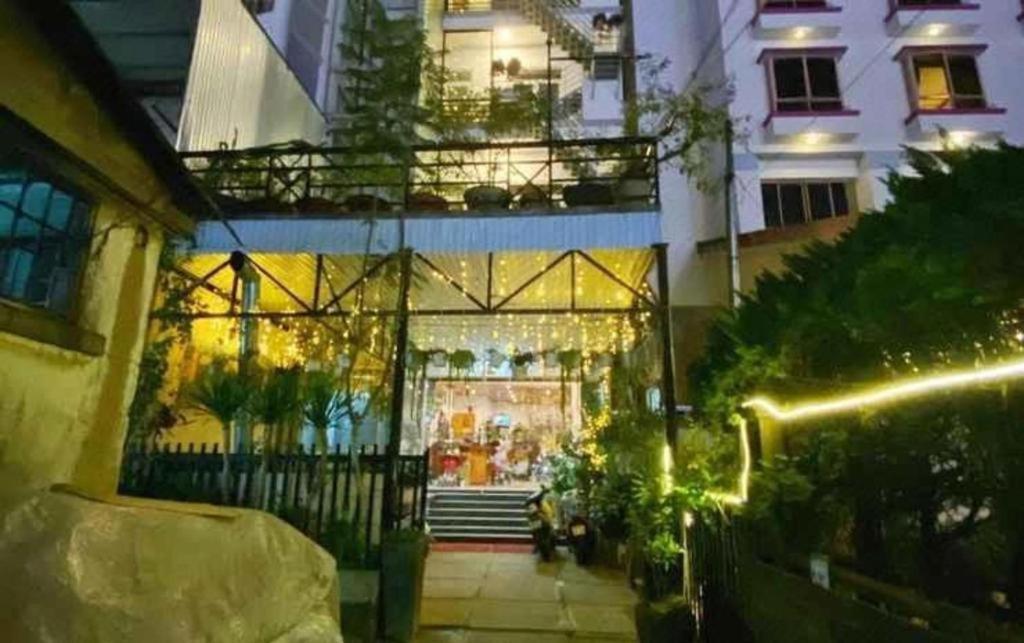 Gold Night Hotel Dalat Exteriör bild