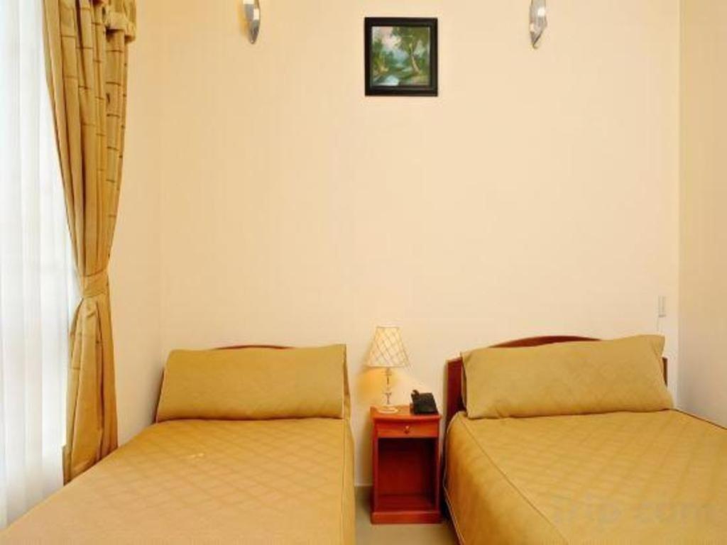 Gold Night Hotel Dalat Exteriör bild