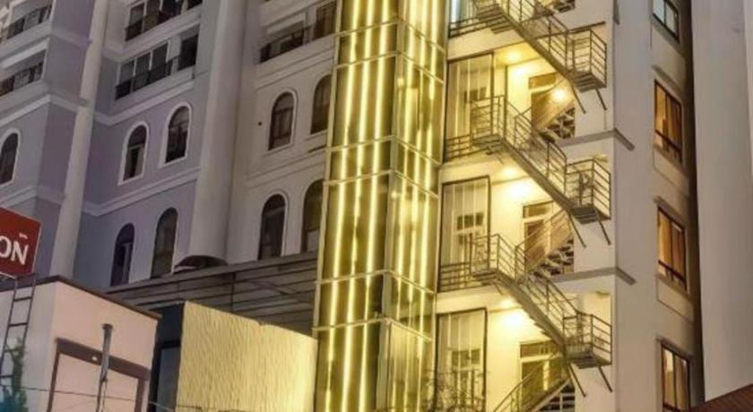 Gold Night Hotel Dalat Exteriör bild