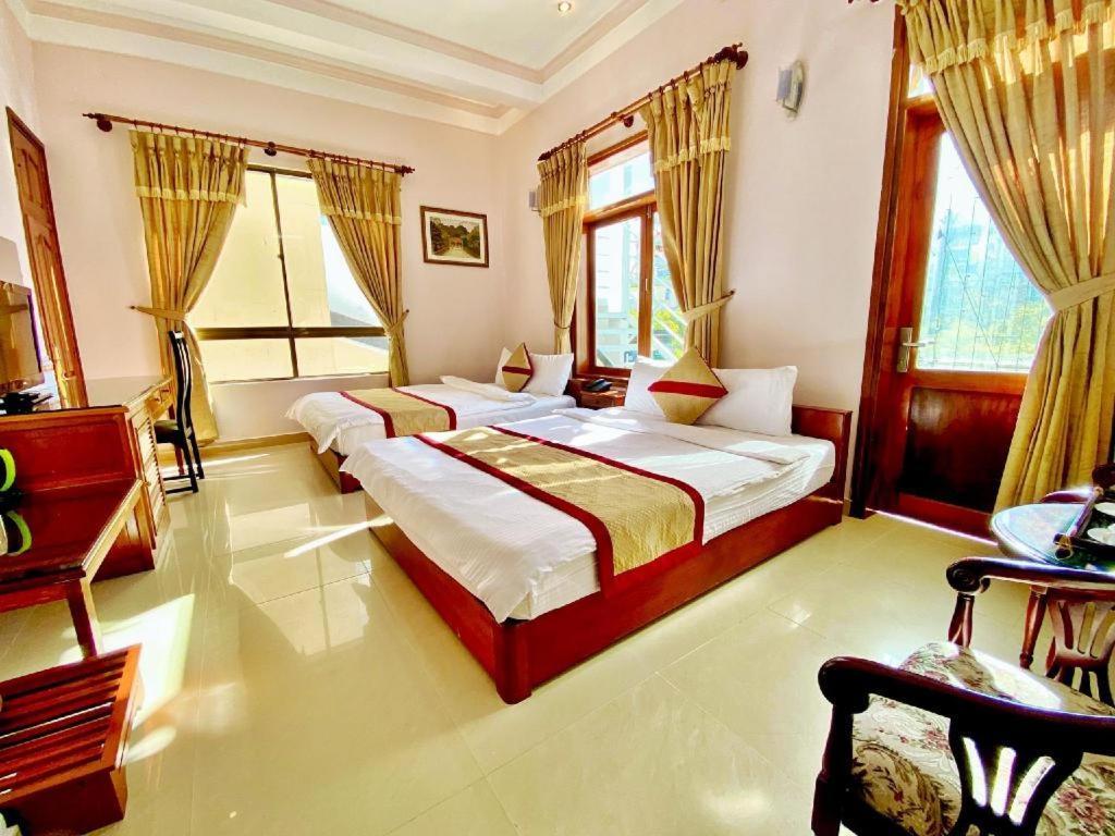 Gold Night Hotel Dalat Exteriör bild